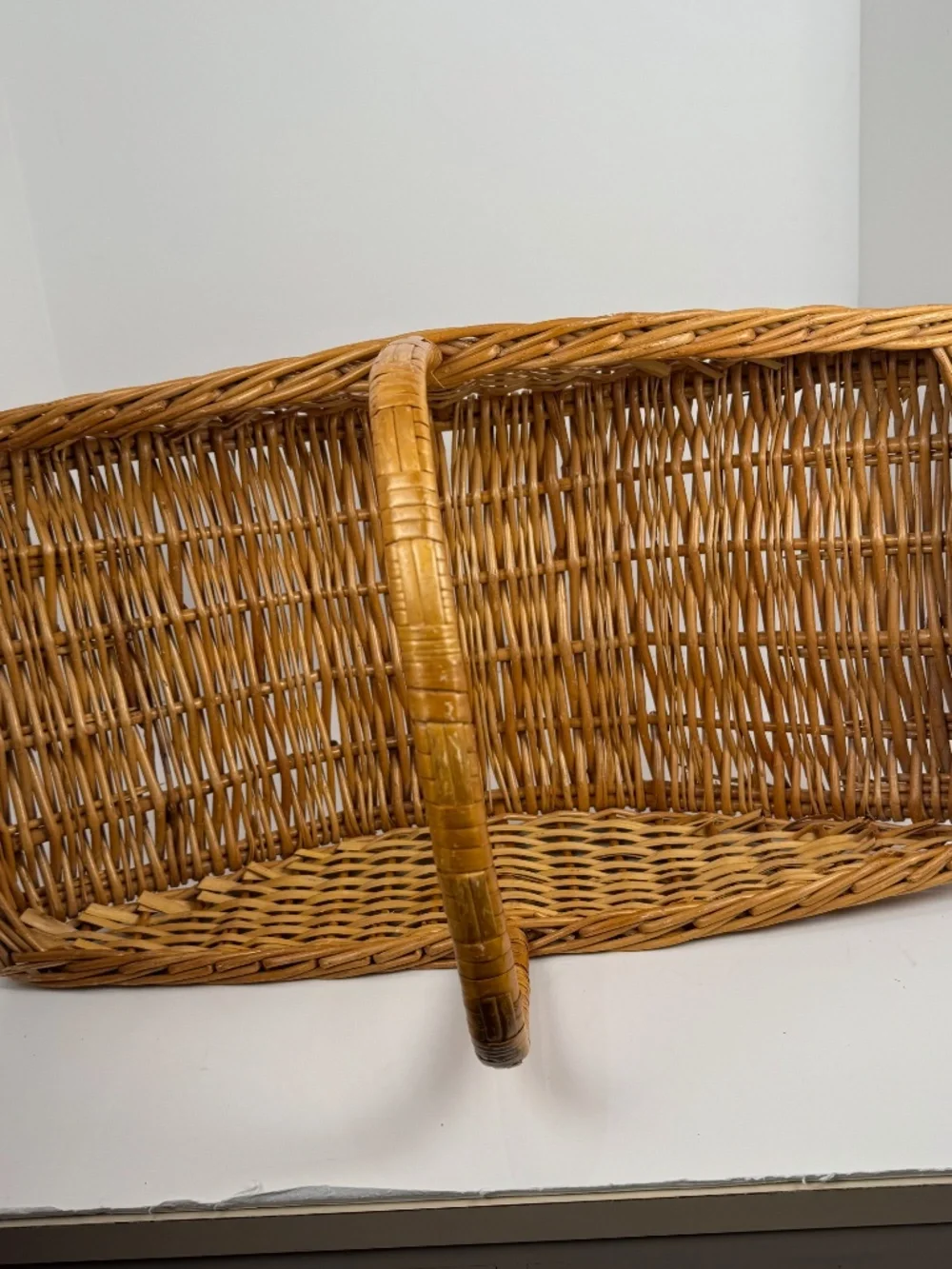 Vintage Woven English Willow/Wicker Garden Basket With Handle